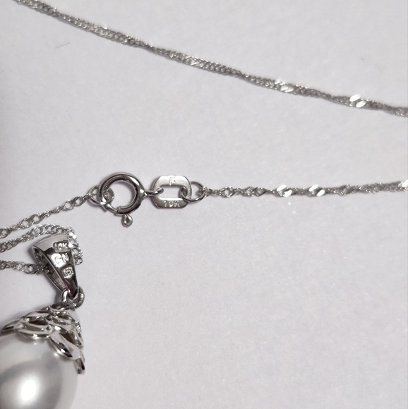 10K Gold White Pearl Teardrop Pendant & Chain Necklace NEW - Picture 7 of 11